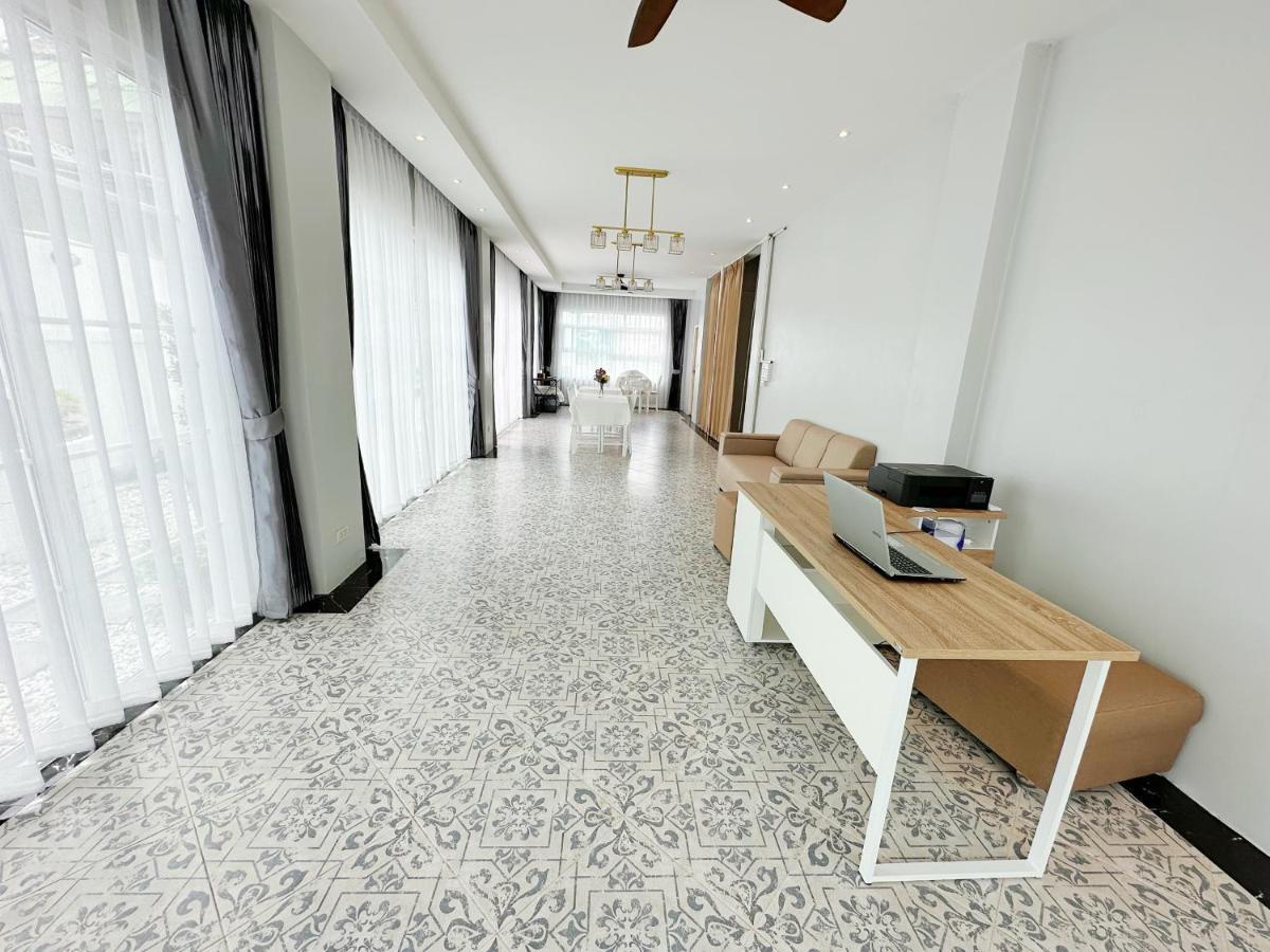 The White House Rachamankha เดอะ ไวท์เฮ้าส์ ราชมรรคา Hostel Chiang Mai Exterior foto